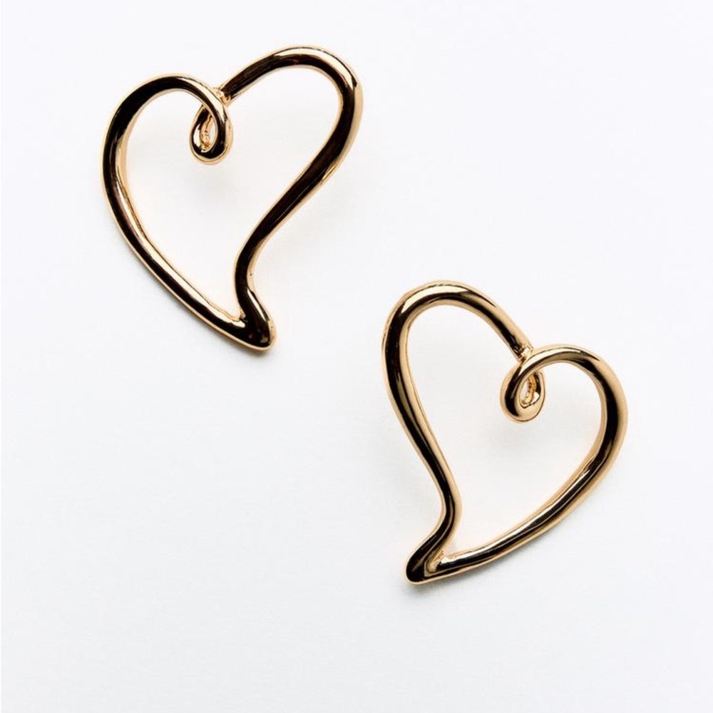 ZARA Heart Earrings